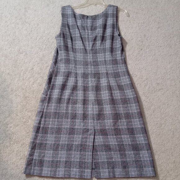 Wool-blend women's dress, size 8-10, made in Europe - Picture 4 of 9